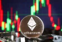Photo of Ethereum опустился ниже $2 000: киты продают ETH, а розница продолжает покупать