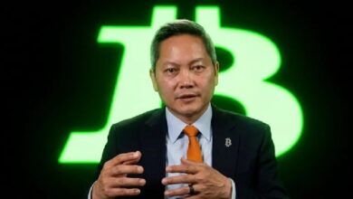 Photo of Генеральный директор Bitcoin Devi Strategy высказался после падения цены BTC: сможет ли компания преодолеть сложную ситуацию?