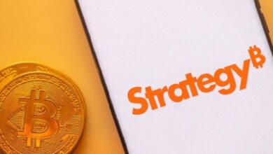 Photo of Grayscale предупреждает, что компании может быть сложно продолжать скупать биткоины