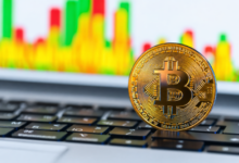 Photo of Рынок в минусе: падение биткойна не помешало BTC обойти Strategy