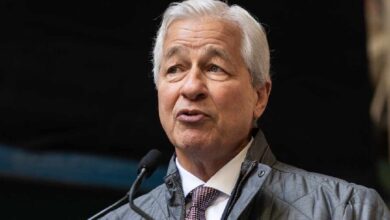 Photo of «Это как маленькое цунами»: Деймон из JPMorgan предупреждает о бычьем рынке акций на фоне отставания биткоина