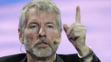 Photo of Майкл Сэйлор прогнозирует, что биткоин неизбежно подорожает до $7 млн