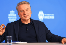 Photo of Герман Греф: у Сбера — полностью свои модели ИИ, у «Яндекса» — китайский Qwen