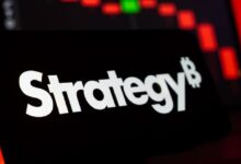 Photo of «Farside» предупреждает, что план «Strategy» по выплате дивидендов в размере 12 % от STRC может подорвать доверие инвесторов