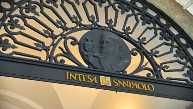 Photo of Intesa Sanpaolo сократила долю в ETF на BTC на 94% и утроила позицию в ETH, заложенном в качестве залога